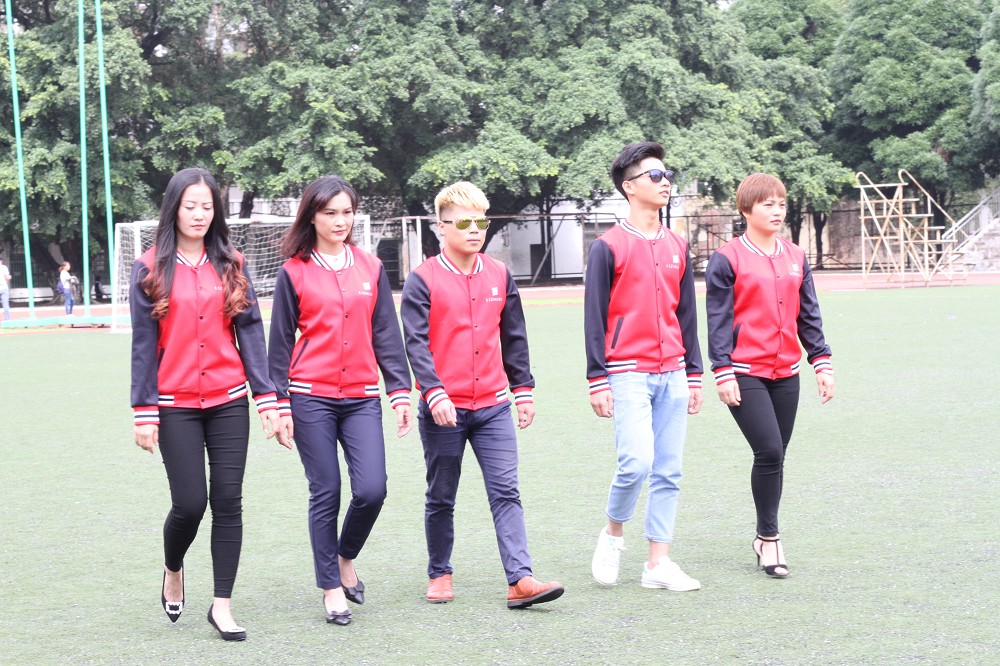 南寧這家美容美發(fā)學(xué)校的校服好時尚又帥氣