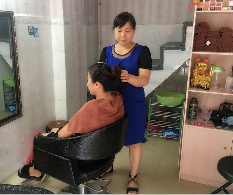 虛心，是我們美發(fā)人的優(yōu)良品質(zhì)