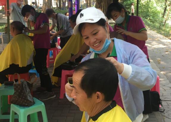 麗竹美發(fā)學(xué)員，歡迎你們常常來