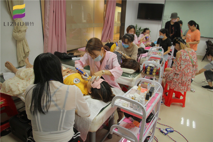 1605687084607606.jpg 620.jpg