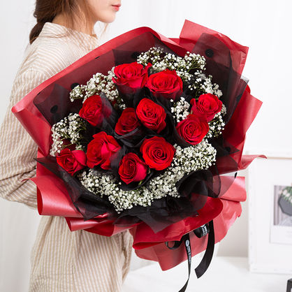 南寧花藝培訓(xùn)：平安夜適合送的花