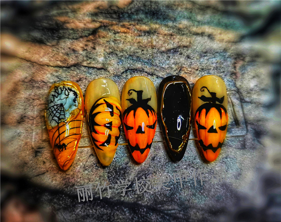 麗竹學校美甲作品：萬圣節(jié)美甲