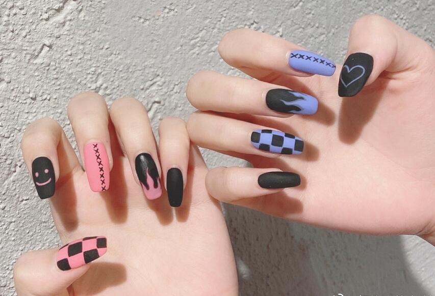 學(xué)美甲師必學(xué)技術(shù)，看南寧美甲學(xué)校哪家專業(yè)