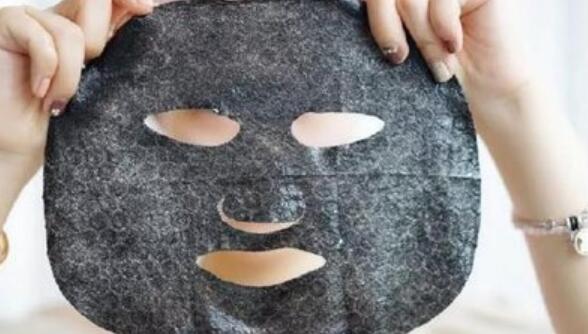 南寧美容護(hù)膚：如何在空調(diào)房快速補(bǔ)水？