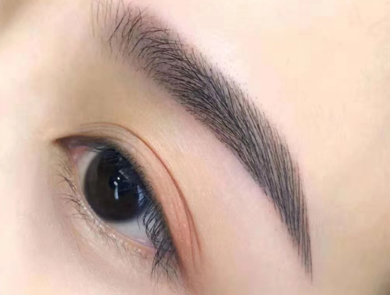 紋眉的價格怎么決定？南寧紋繡十大名校揭秘