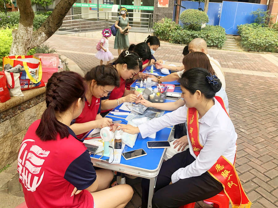 免費(fèi)美甲活動(dòng)&社區(qū)美甲活動(dòng)，南寧美甲學(xué)校在行動(dòng)