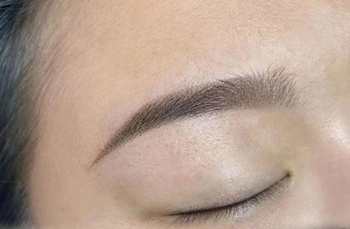 紋眉怎么選顏色？廣西南寧紋繡學(xué)校教你