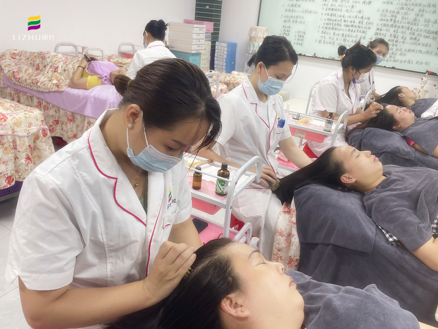 適合梳頭的時間？南寧頭療養(yǎng)生學習