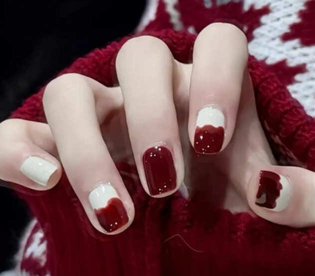 新年紅色美甲，南寧美甲款式造型學(xué)校