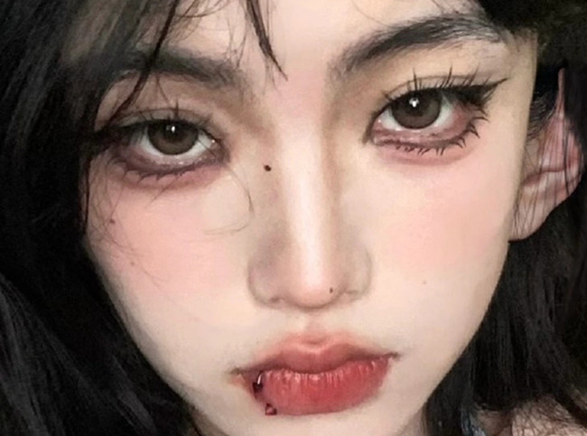 超A的亞裔混血辣妹眼妝教程，廣西網(wǎng)紅造型培訓(xùn)