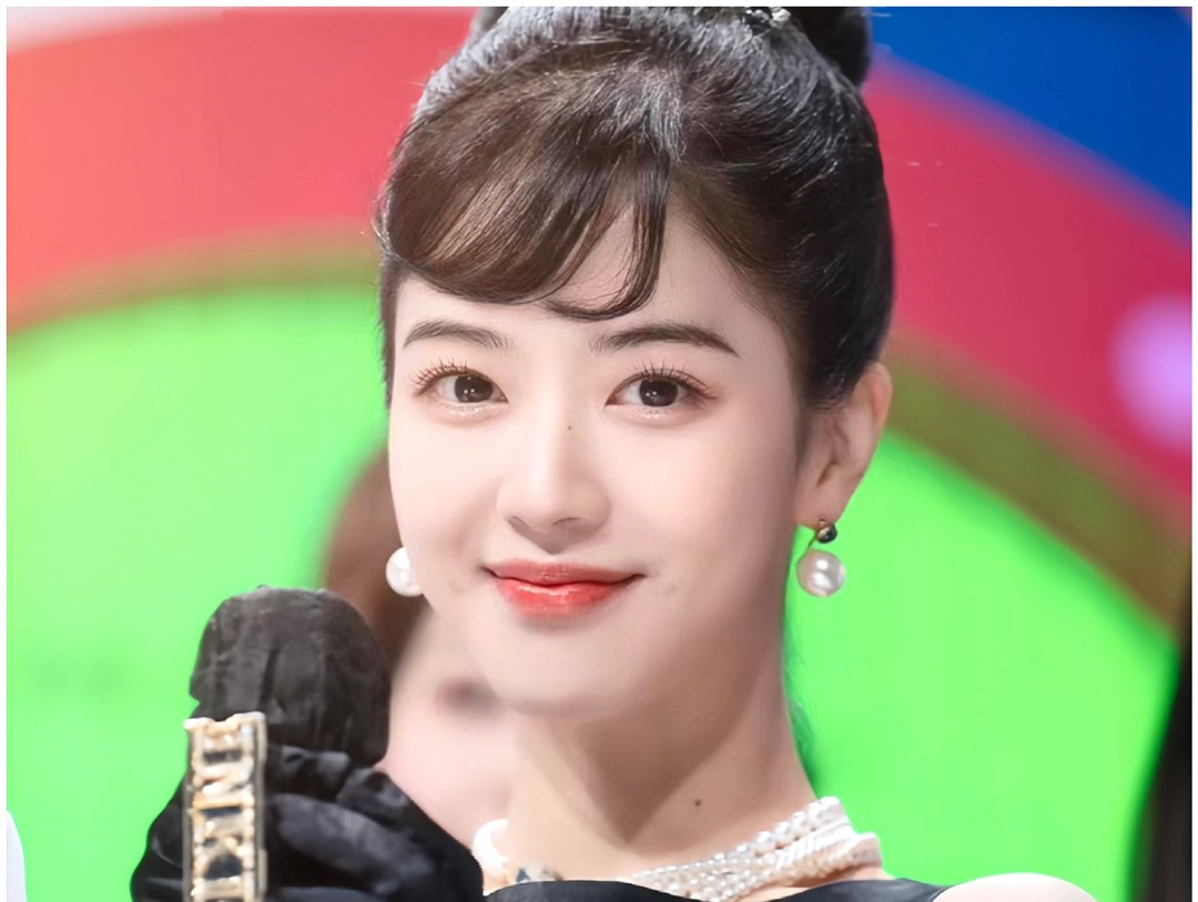 千金貴氣感妝容，南寧彩妝師專業(yè)培訓(xùn)教程