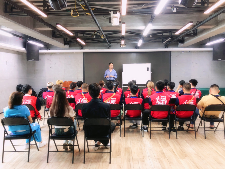 南寧美發(fā)培訓班舉行就業(yè)宣講會