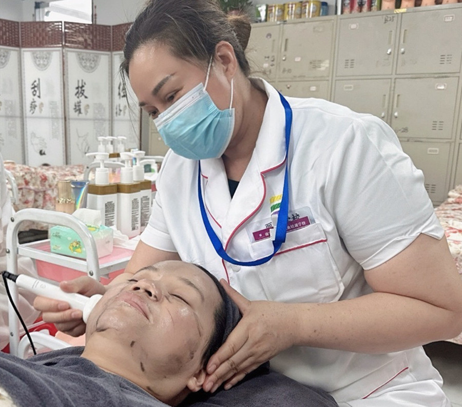 如何養(yǎng)出好皮膚的技巧，廣西皮膚管理學(xué)習(xí)