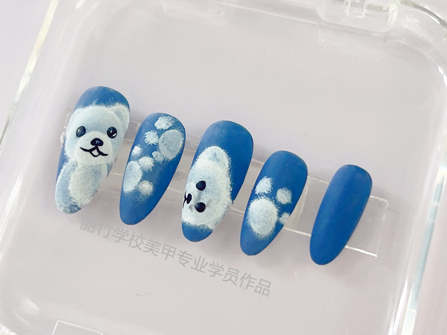 輕松熊美甲，南寧美甲訓(xùn)練課堂作品