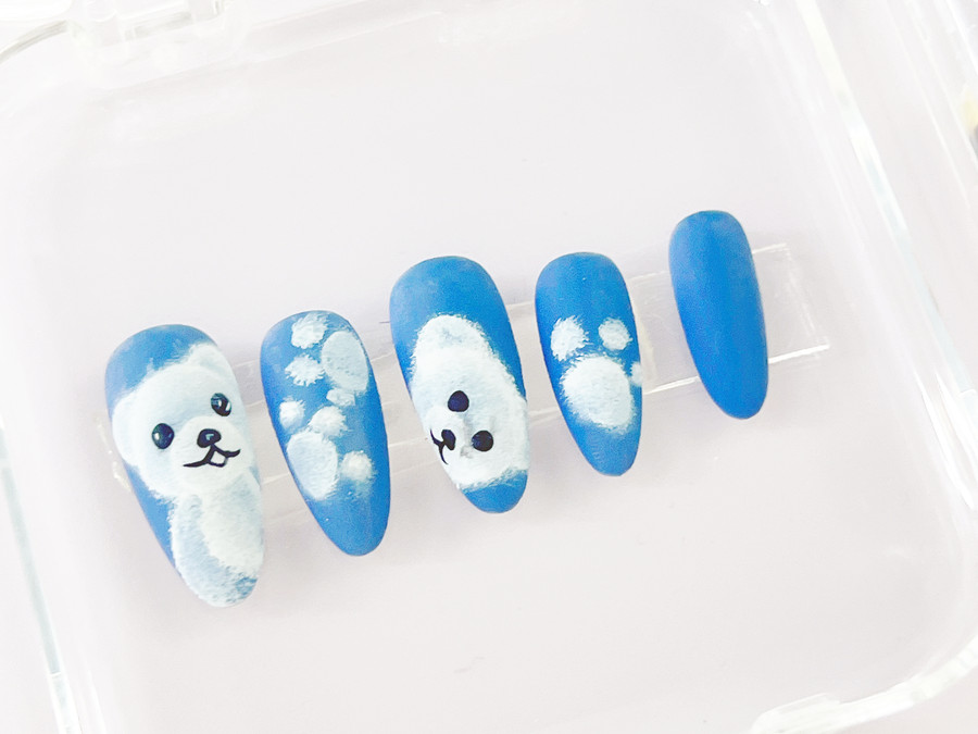 毛絨搓搓熊卡通美甲，南寧美甲進修深造作品